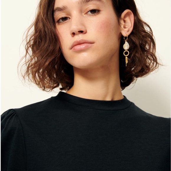 Sessun Black Puff Sleeve Top - Picture 3 of 7